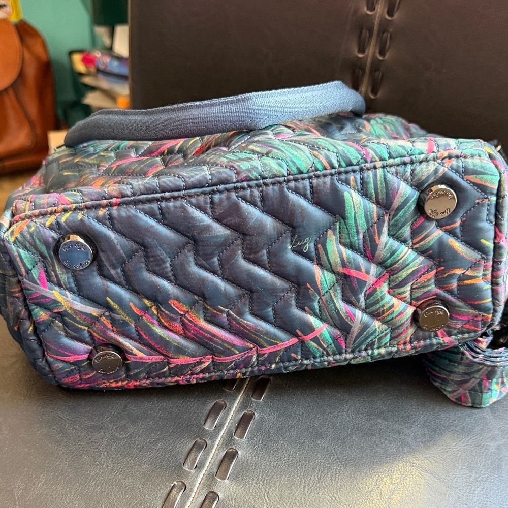 Lug Jive Tropical Multicolor Quilted Crossbody Bag. - Picture 11 of 14
